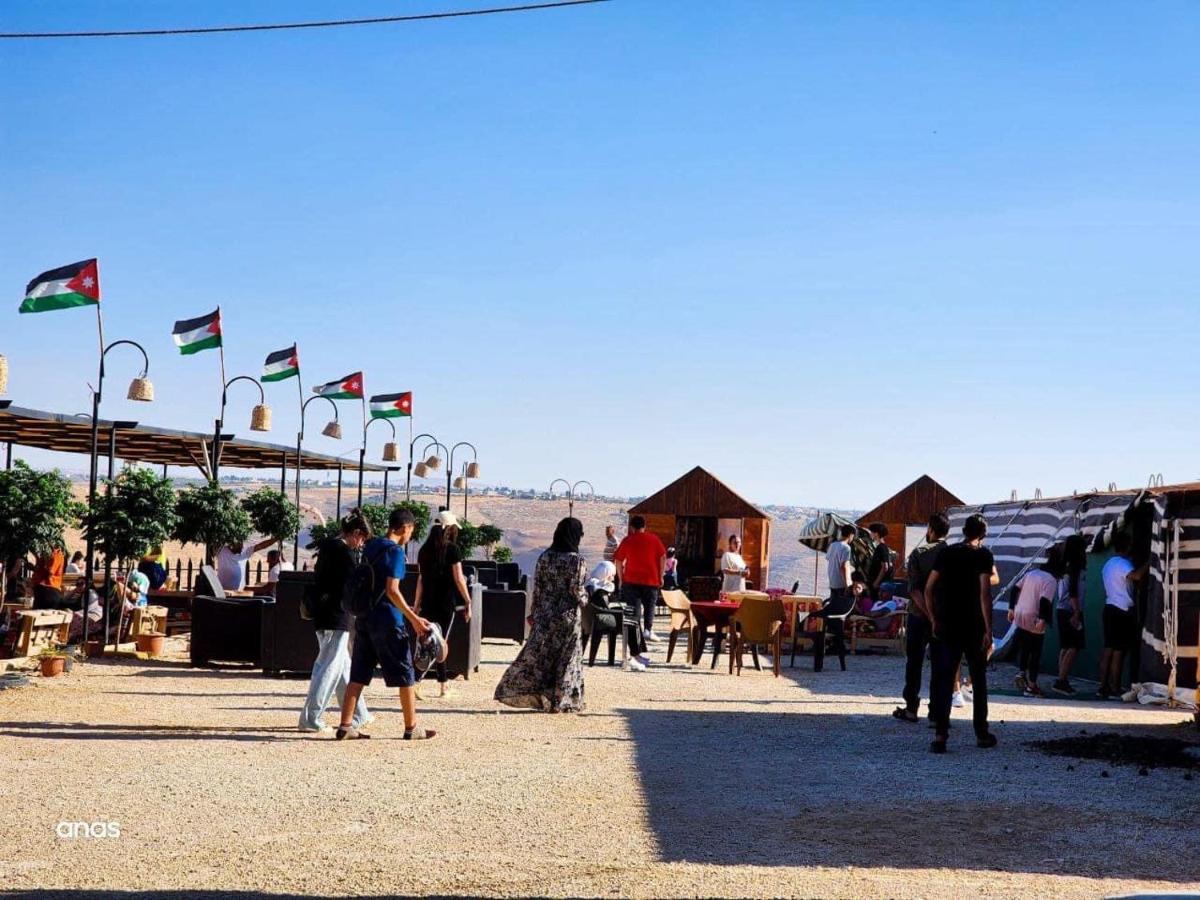 Wadi Al-Wala View Camp Hotel Мадаба Екстериор снимка