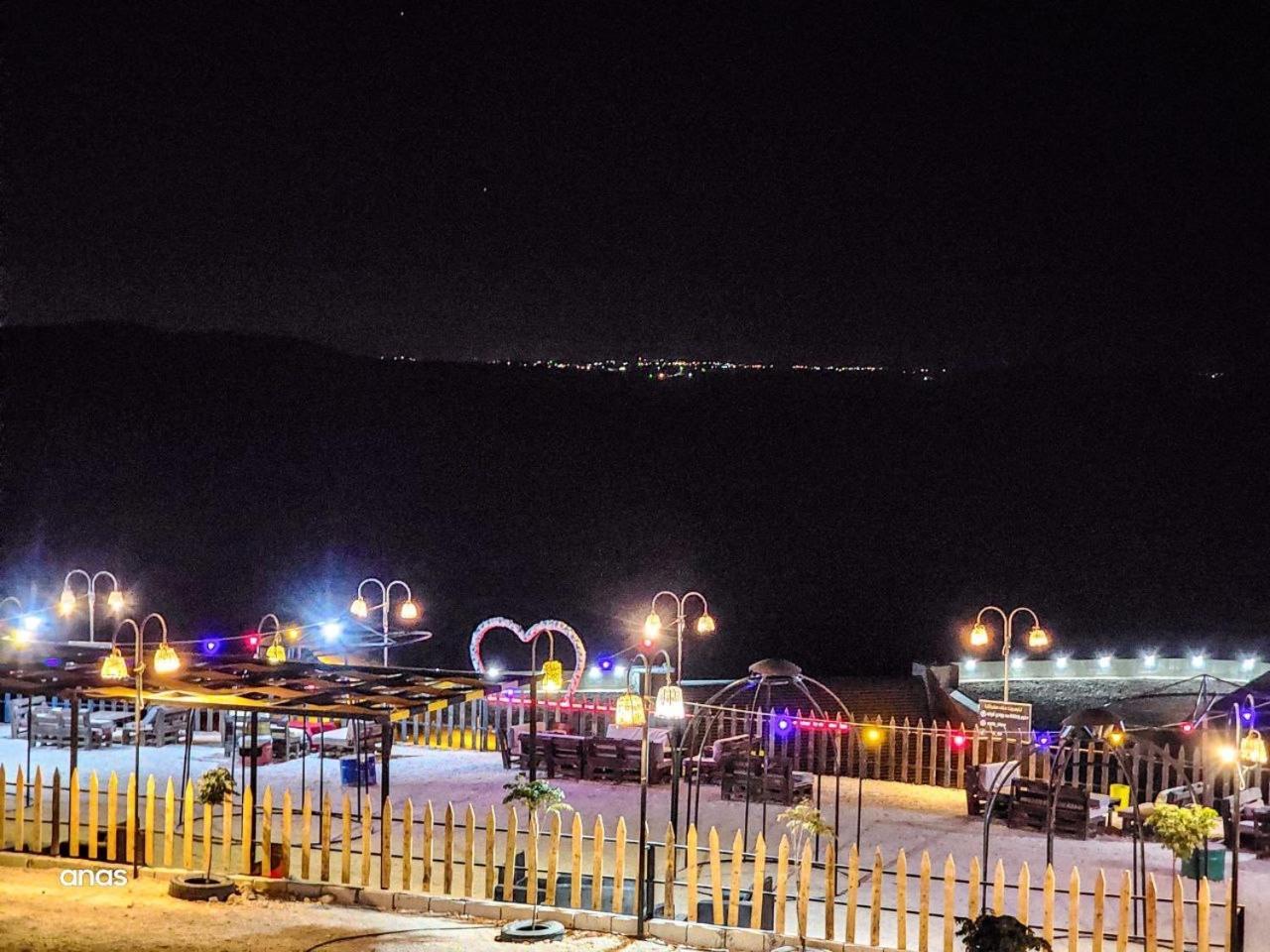 Wadi Al-Wala View Camp Hotel Мадаба Екстериор снимка